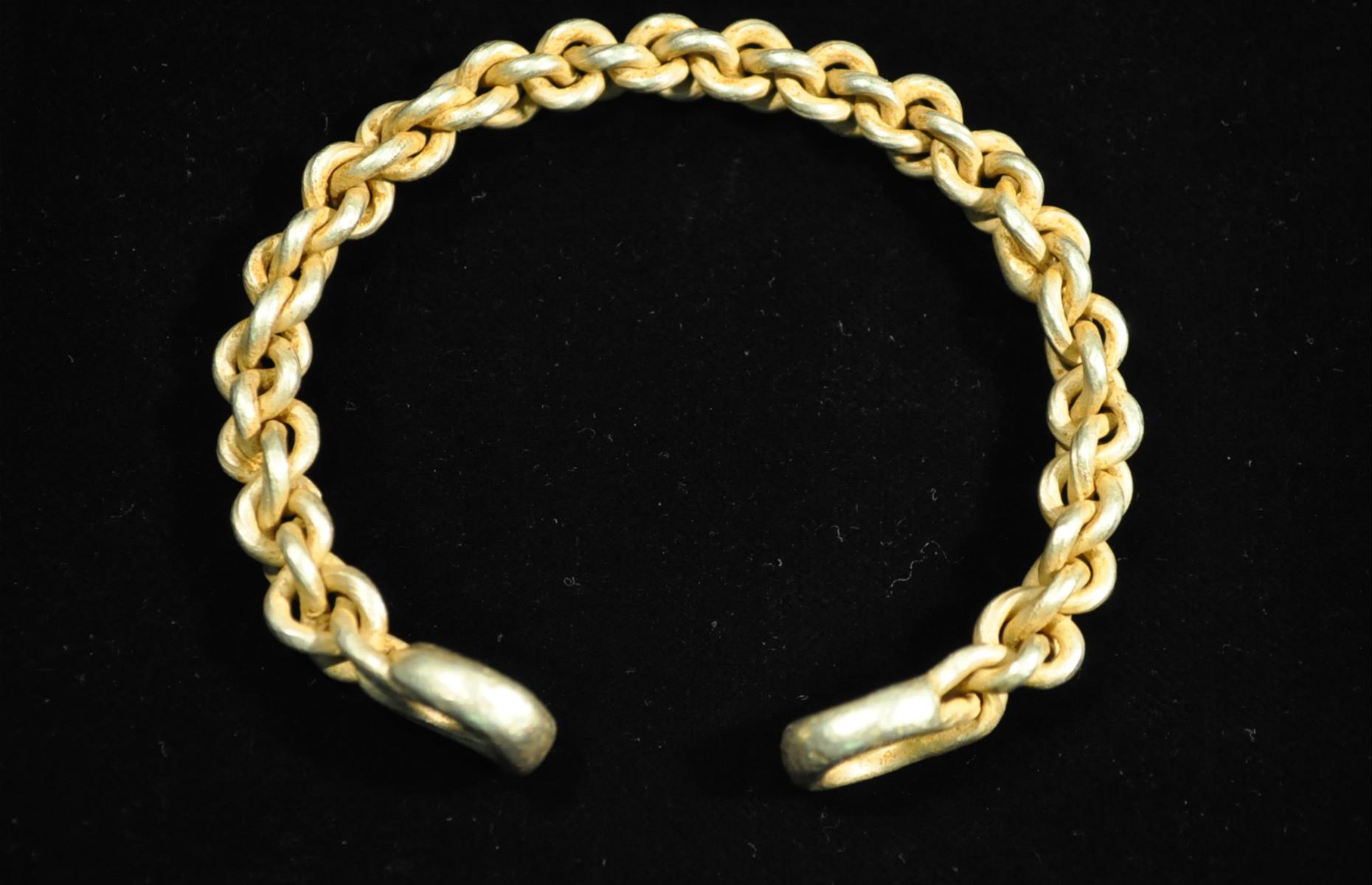Anonymous, Tadcaster Torc, £30,000